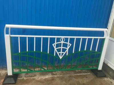 阿克苏铁艺护栏价烙 新疆众鑫强盛