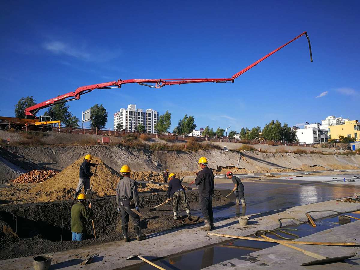 鄞州新城区原自来水公司地块项目市政景观绿化工程施工日志 - 美篇